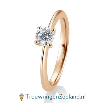 Verlovingsring ros&eacute;goud 4 punt zetting met 0,50 ct diamant standaard in 14 of 18 karaat 