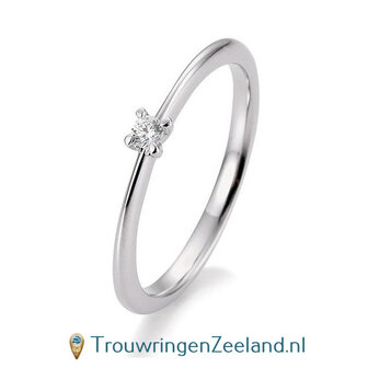 Verlovingsring platina 950 in 4 punt zetting met 0,05 ct diamant standaard