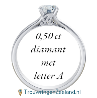 Verlovingsring met 0,50 ct diamant met letter(s) en hartje in 14 of 18 karaat witgoud