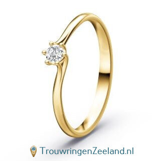 Verlovingsring 14/18 karaat geelgoud met een diamant in een elegante 6 punt vatting 
