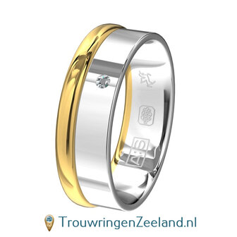 Trouwringen in argentium en 14 karaat geelgoud glans gepolijst als een bolle rand met in de damesring een diamant in het midden 