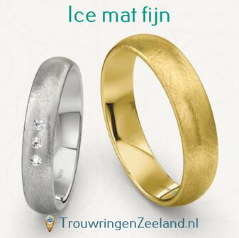 Trouwringen met bewerking Ice mat fijn