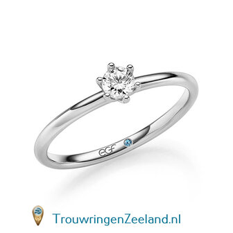 Verlovingsring in 14 of 18 karaat witgoud met 1 x 0,20 ct topsteen diamant&nbsp;in een 6 punt zetting