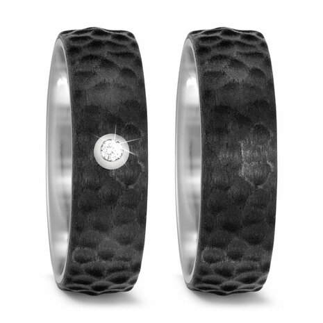 Trouwringen in Carbon en Titanium met diamant(en) per paar 