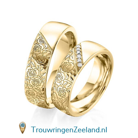 Trouwringen in 14 of 18 karaat geelgoud halve ring met met bloemmotief en halve ring glad gepolijst 6,0 mm. breedte met in de damesring 6 diamanten schuin gezet per paar 