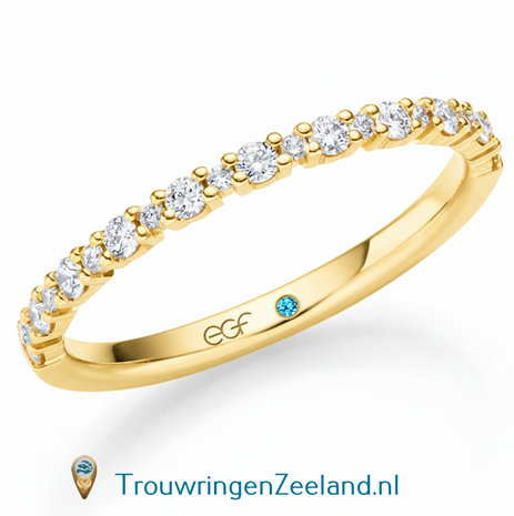 Trouwring  in 14 of 18 karaat geelgoud Memoirering met 21 diamanten afwisselend grote en kleine diamant en waardoor optimale fonkeling