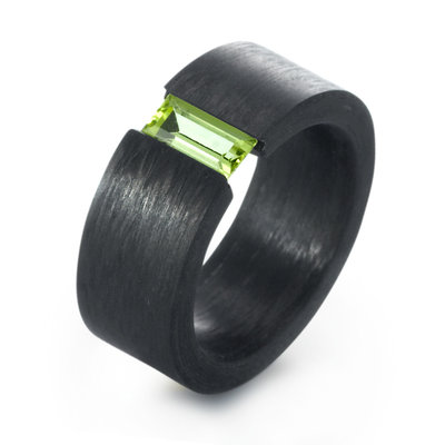 Solitair ring Carbon 9 mm. met peridot edelsteen per stuk