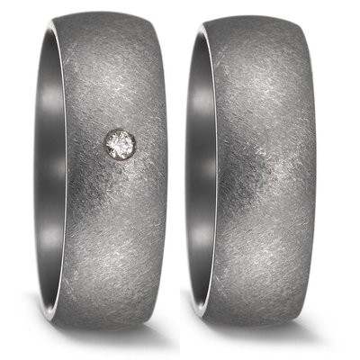 Trouwringen in donkergrijs Tantalium met diamant per paar