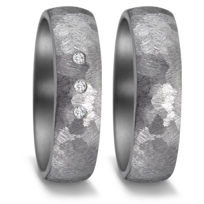 Trouwringen in donkergrijs Tantalium met diamant per paar