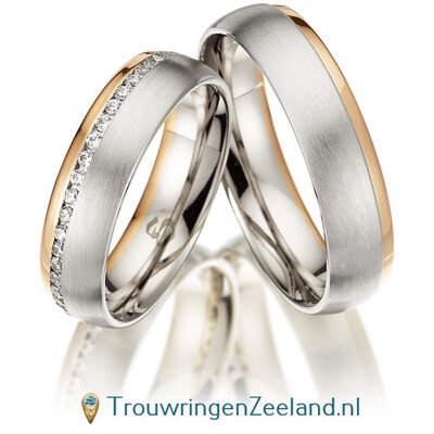 Trouwringen in 9*/14/18 karaat bicolour brede deel witgoud mat en rand roségoud glans met in de damesring 46 diamanten geheel rondom per paar