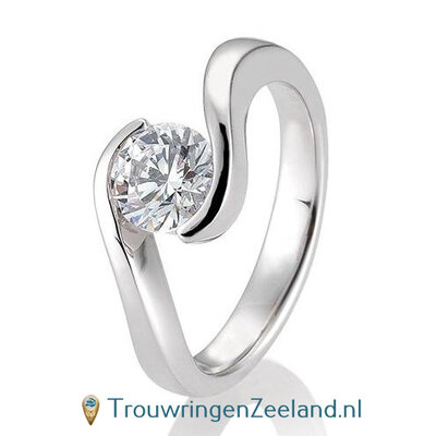 Verlovingsring witgoud golvend met 1,50 ct diamant in 14 of 18 karaat  vanaf