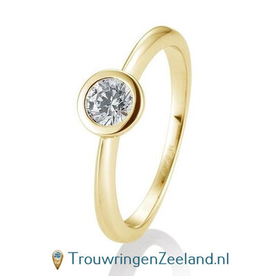 Verlovingsring geelgoud met ronde zetting en 0,40 ct diamant in 14 of 18 karaat