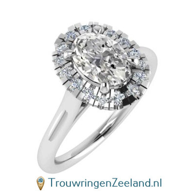 Fianzee verlovingsring topsteen oval geslepen 0,50 ct of 1,00 ct diamant en 16 diamanten rondom in 18 karaat witgoud of platina 950