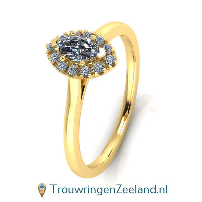 Verlovingsring 14/18 karaat geelgoud met 13 diamanten in een ovalen zetting