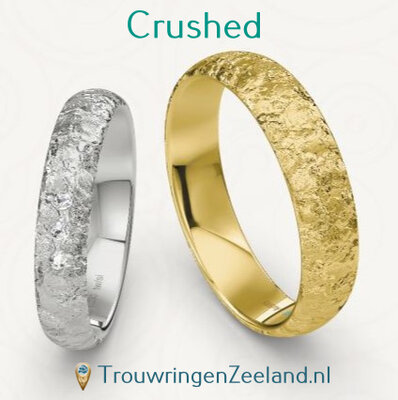 Trouwringen met bewerking Crushed